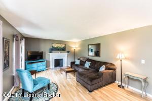 3139 Lawrence Banet Rd, Floyds Knobs, IN 47119 photo 8