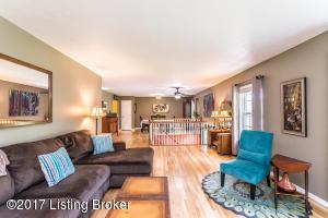 3139 Lawrence Banet Rd, Floyds Knobs, IN 47119 photo 9