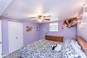 3139 Lawrence Banet Rd, Floyds Knobs, IN 47119 photo 32