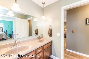 3139 Lawrence Banet Rd, Floyds Knobs, IN 47119 photo 18