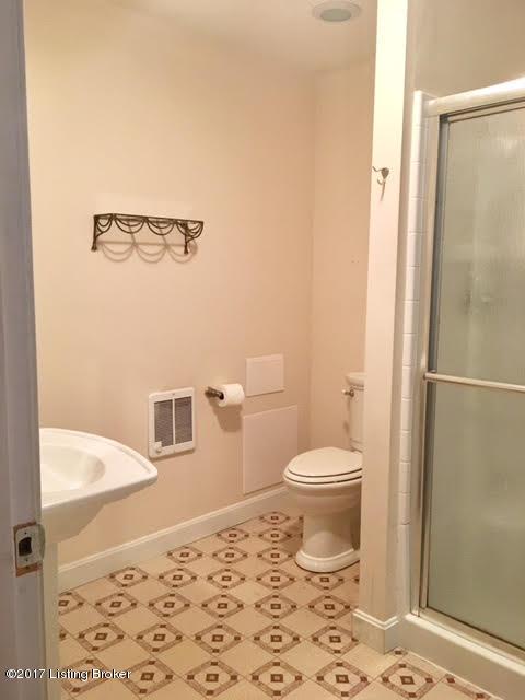 85 E Holiday Beach Loop, Mc Daniels, KY 40152 photo 13