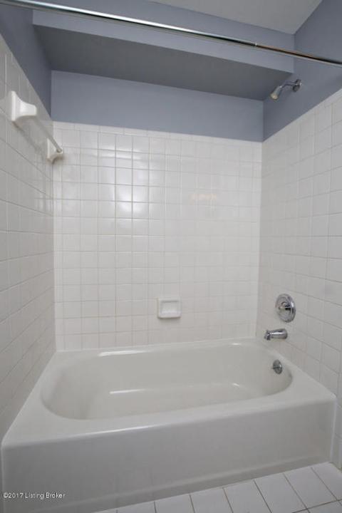 7403 Cedar Bluff Ct, Prospect, KY 40059 photo 52