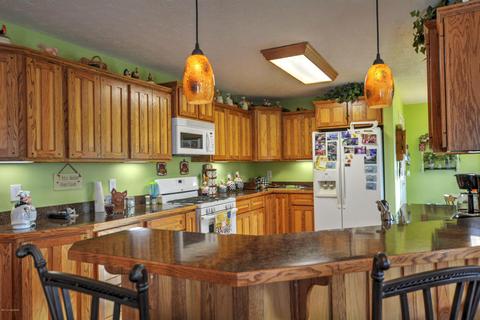 325 Axtel Loop Cir, Mc Daniels, KY 40152 photo 12