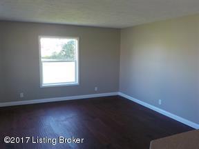 106 Apache Ct, Bloomfield, KY 40008 photo 3