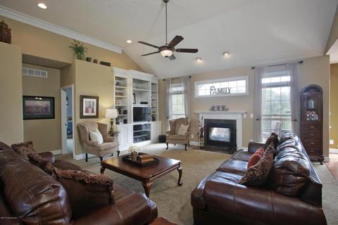 5714 S Skyline Dr, Floyds Knobs, IN 47119 photo 5
