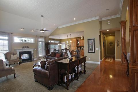 5714 S Skyline Dr, Floyds Knobs, IN 47119 photo 38