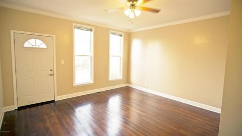 707 E Ormsby Ave, Louisville, KY 40203 photo 2