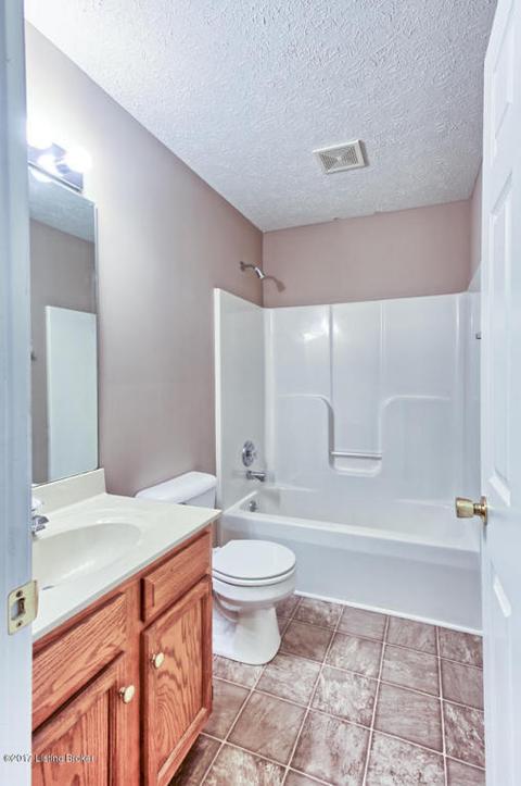 208 Aulbern Dr, Mount Washington, KY 40047 photo 19