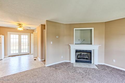 208 Aulbern Dr, Mount Washington, KY 40047 photo 6
