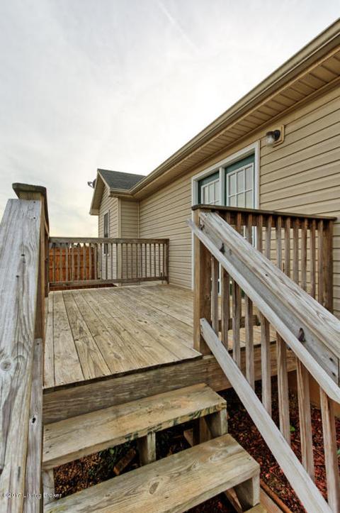 208 Aulbern Dr, Mount Washington, KY 40047 photo 24