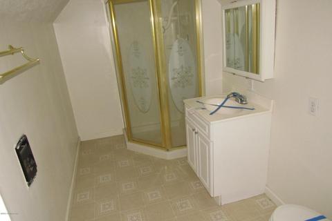 680 Grayson St, Upton, KY 42784 photo 4