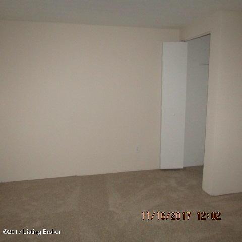 130 Smith Rd, Brooks, KY 40109 photo 3