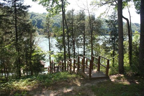 504 Penn Run Rd, Bee Spring, KY 42207 photo 2