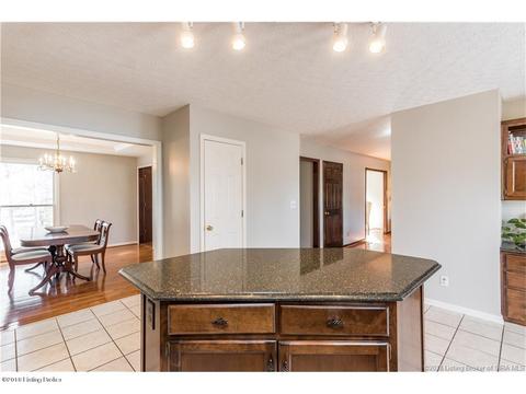 3005 Evanna Ct, Floyds Knobs, IN 47119 photo 15