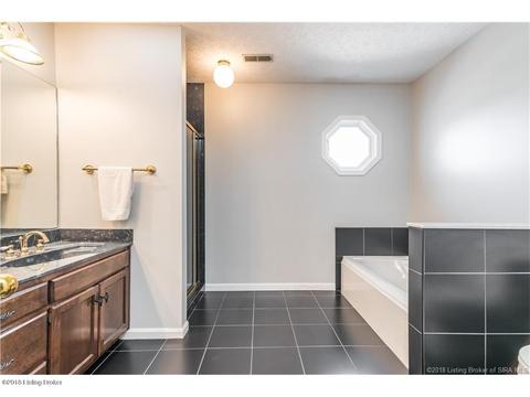 3005 Evanna Ct, Floyds Knobs, IN 47119 photo 33