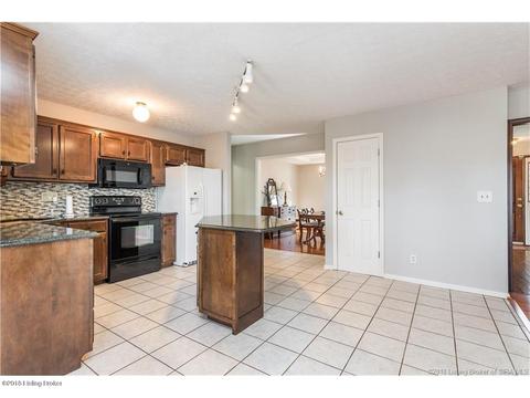3005 Evanna Ct, Floyds Knobs, IN 47119 photo 17