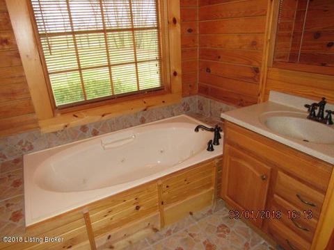 331 Hackworth Ln, Waddy, KY 40076 photo 10