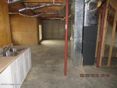 331 Hackworth Ln, Waddy, KY 40076 photo 32
