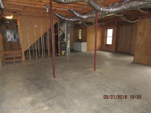 331 Hackworth Ln, Waddy, KY 40076 photo 16