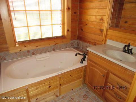 331 Hackworth Ln, Waddy, KY 40076 photo 25