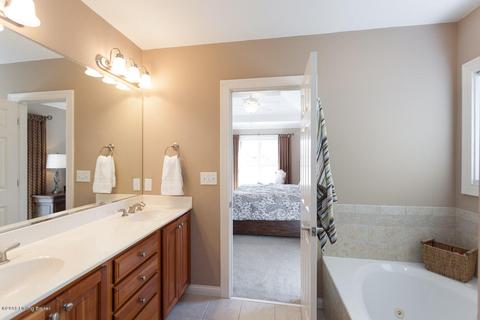 4002 Limerick Cv, Buckner, KY 40010 photo 25