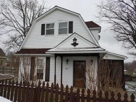219 Maple St, Irvington, KY 40146 photo 3