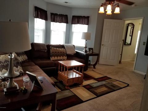 219 Maple St, Irvington, KY 40146 photo 12
