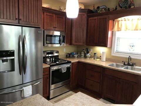 9035 N Loretto Rd, Loretto, KY 40037 photo 4