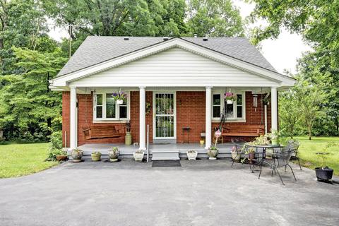5114 Duffy Rd, Floyds Knobs, IN 47119 photo 1
