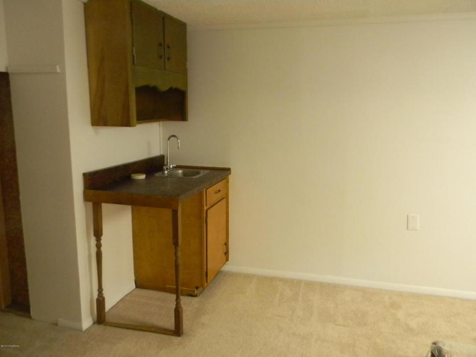  9218 Pagoda Dr, Louisville, KY 40229 photo 12