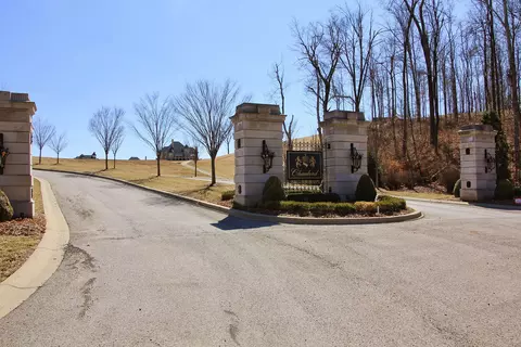2025 Cote De Chambord, Floyds Knobs, IN 47119 photo 10