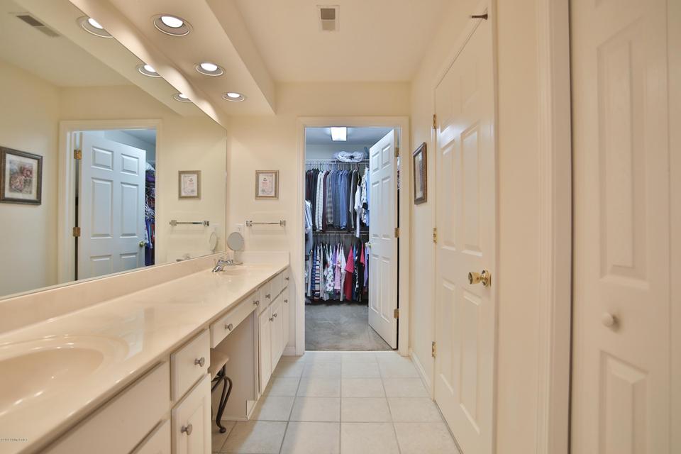  300 Kilderry Way, Louisville, KY 40245 photo 16