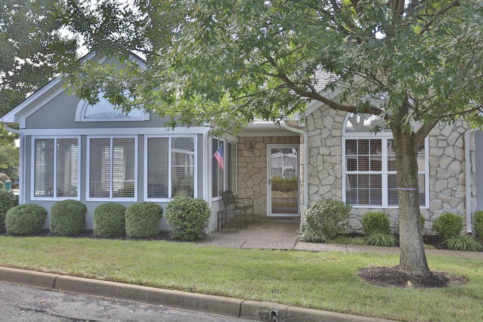  300 Kilderry Way, Louisville, KY 40245 photo 1