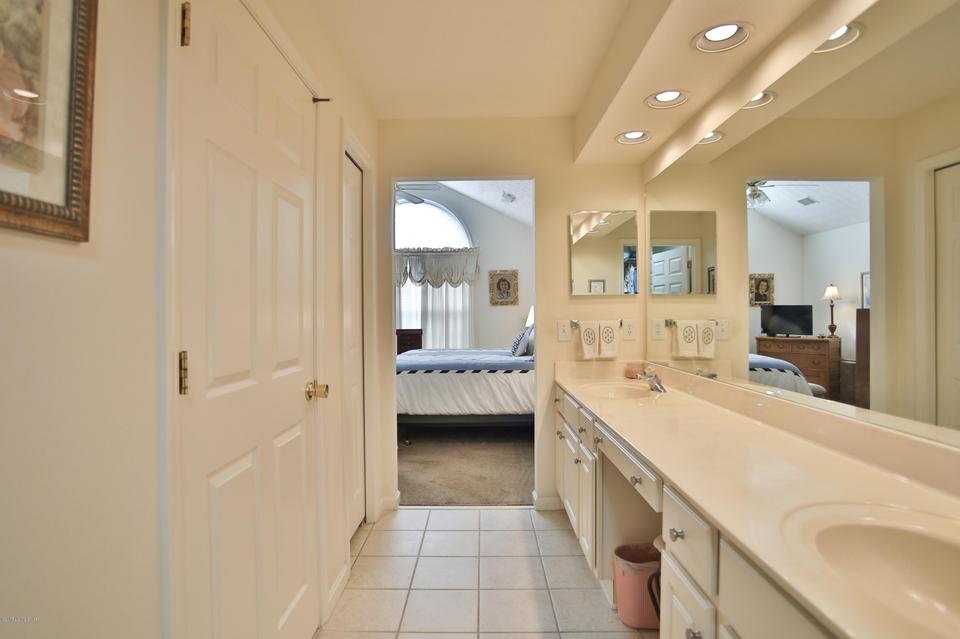  300 Kilderry Way, Louisville, KY 40245 photo 17