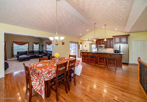 8510 Starlight Rd, Floyds Knobs, IN 47119 photo 11