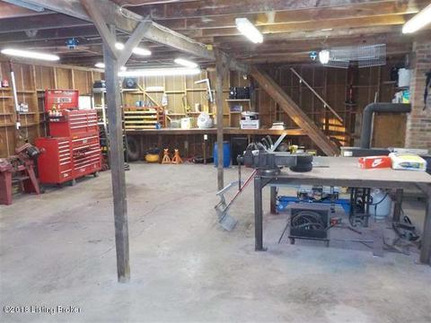8770 Bloomfield Rd, Springfield, KY 40069 photo 11