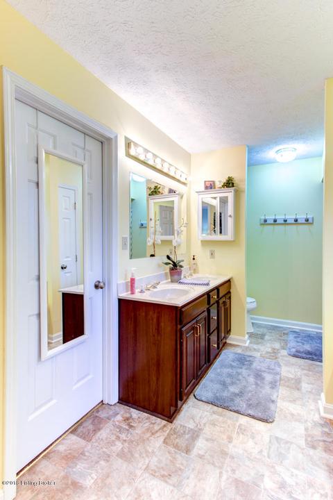 5010 Fox Run Rd, Buckner, KY 40010 photo 18