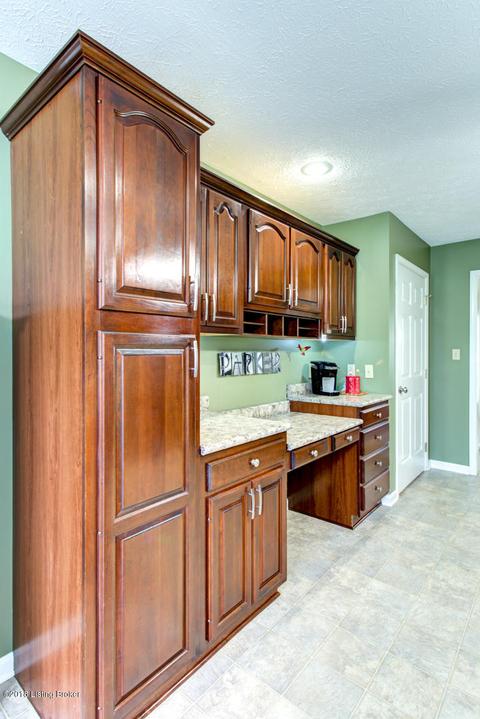 5010 Fox Run Rd, Buckner, KY 40010 photo 11