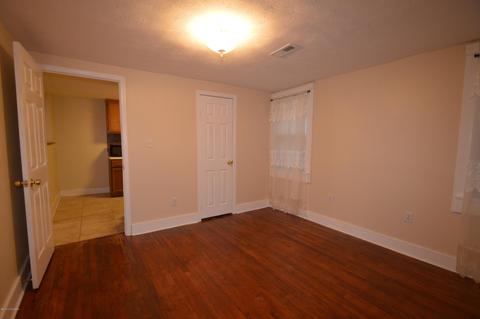 409 Smith St, Radcliff, KY 40160 photo 13