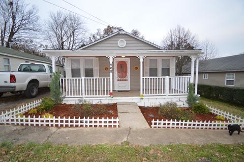 409 Smith St, Radcliff, KY 40160 photo 2
