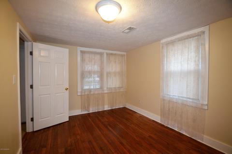 409 Smith St, Radcliff, KY 40160 photo 17