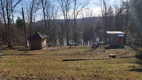 520 Comanche Dr, Cub Run, KY 42729 photo 1
