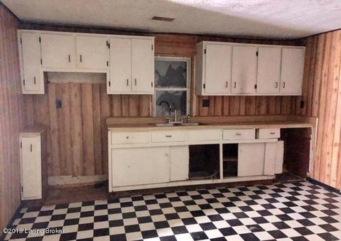 1125 Manton Rd, Loretto, KY 40037 photo 2