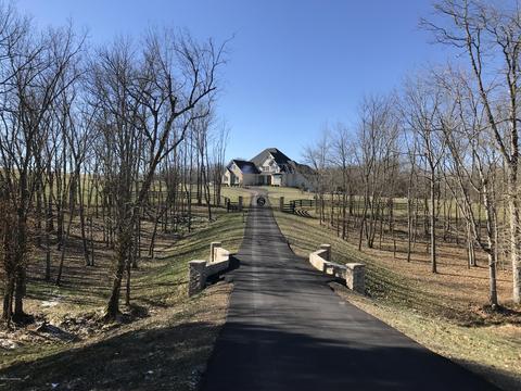 650 Harmony Way, Springfield, KY 40069 photo 1