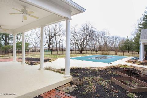 3608 Constantine Dr, Prospect, KY 40059 photo 4