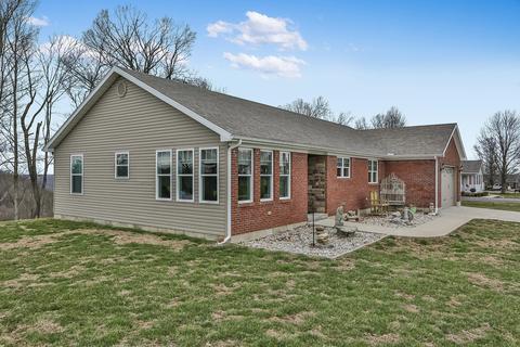 409 Riverview Dr, Milton, KY 40045 photo 1