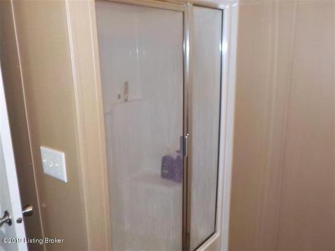 812 Kirsch Ln, Springfield, KY 40069 photo 14