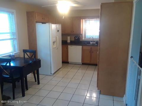 247 Carla Dr, Mount Washington, KY 40047 photo 4