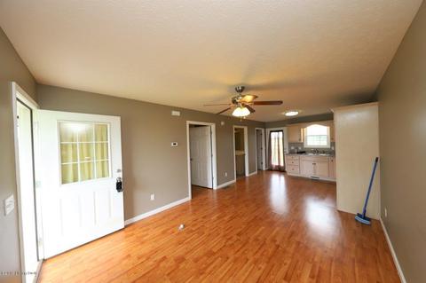 1493 Weldon Loop, Upton, KY 42784 photo 4