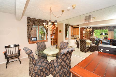 1002 Crown Hill Ct, Villa Hills, KY 41017 photo 11